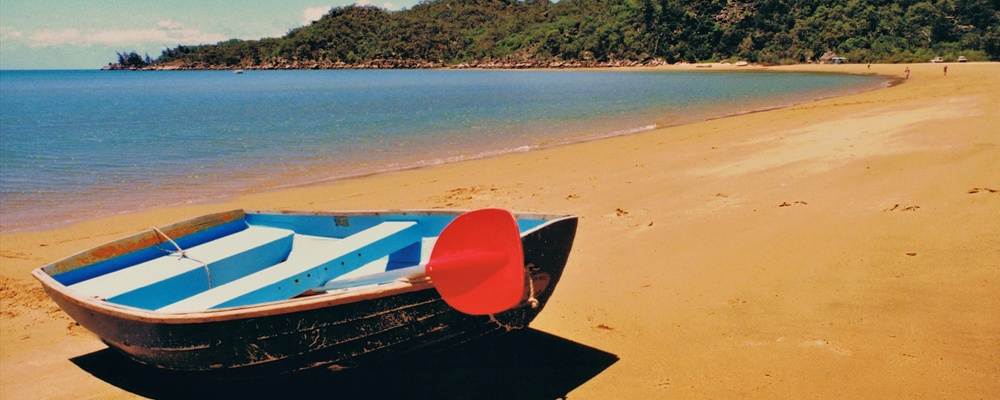 Dinghy Magnetic Island